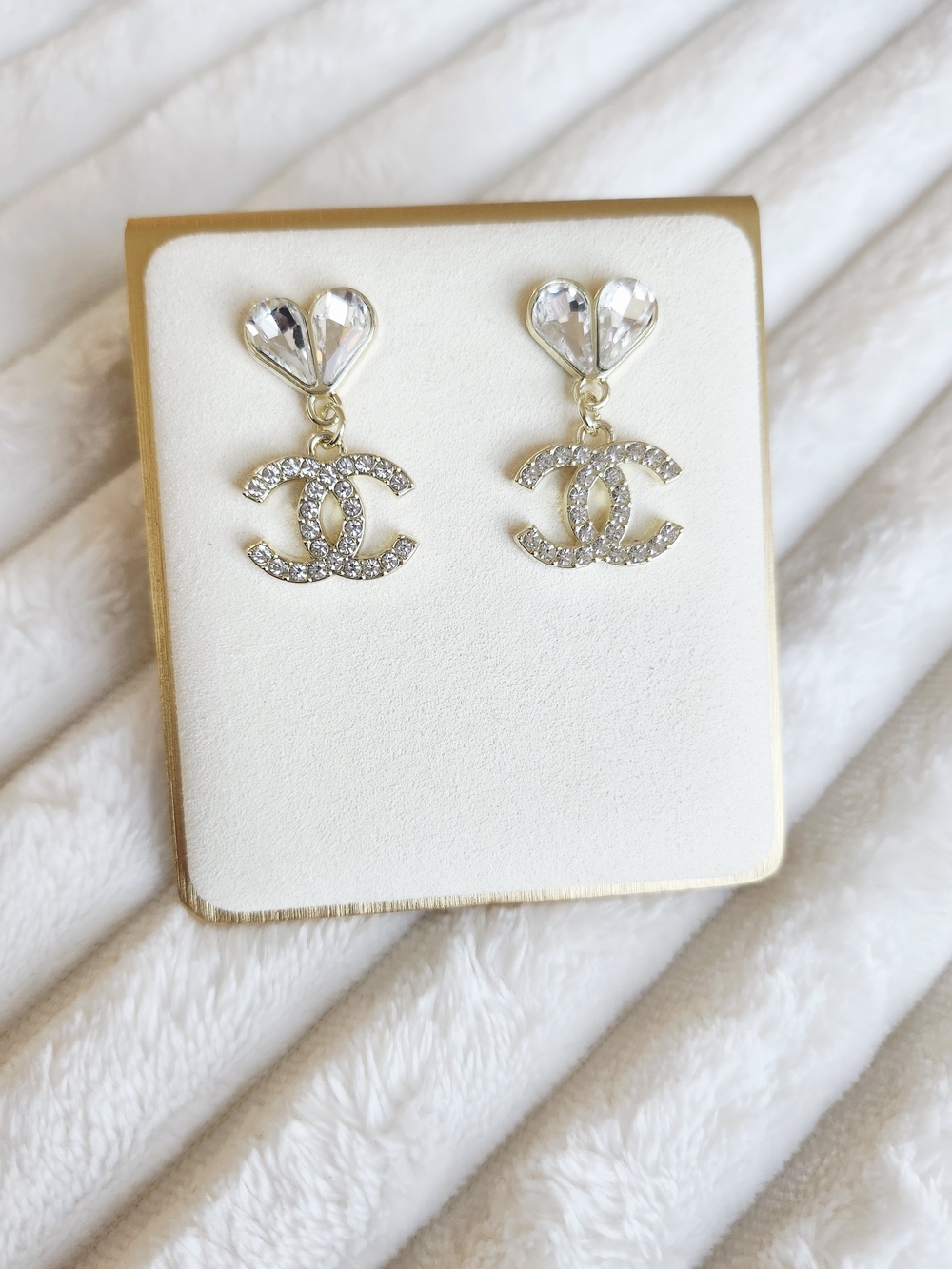 Crystal Heart CC Silhouette Drop Earrings – Gold Tone Statement Earrings